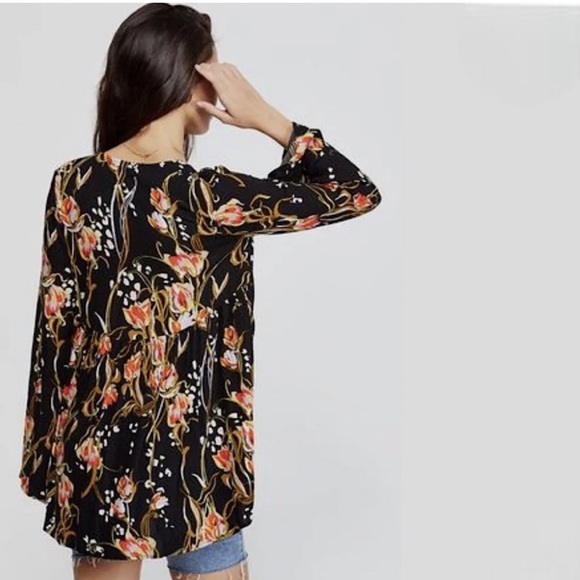 Free People Onyx Print Bella Peasant Tunic - Picture 2 of 7